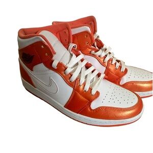 Air Jordan 1 Mid SE GS 'Electro Orange